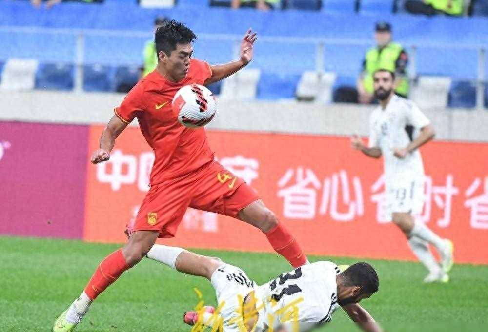 包含刺激！球队备战比赛，实力逐渐提升的词条